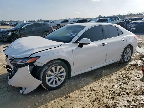 JTNB11HK9J3071047 2018 TOYOTA CAMRY - Image 1