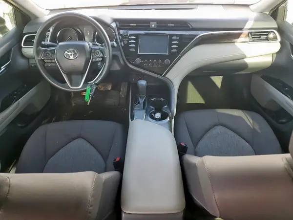 JTNB11HK9J3071047 2018 TOYOTA CAMRY - Image 8