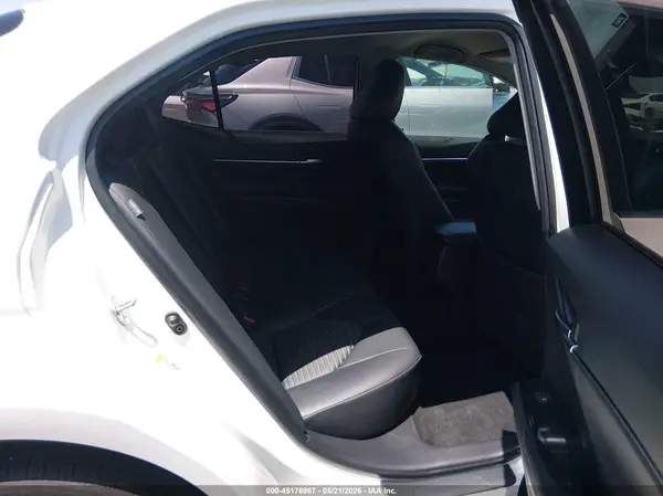 JTNB11HK9J3073705 2018 TOYOTA CAMRY - Image 8