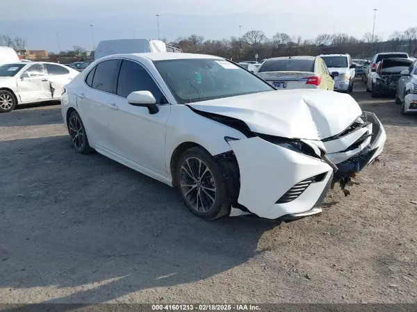 JTNB11HK9K3086228 2019 TOYOTA CAMRY - Image 1