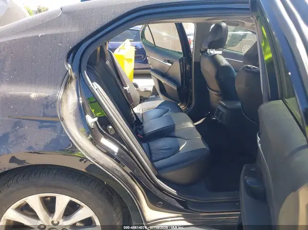 JTNB11HKXJ3000472 2018 TOYOTA CAMRY - Image 8