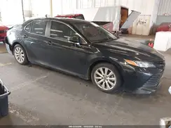 JTNB11HKXJ3002061 2018 TOYOTA CAMRY