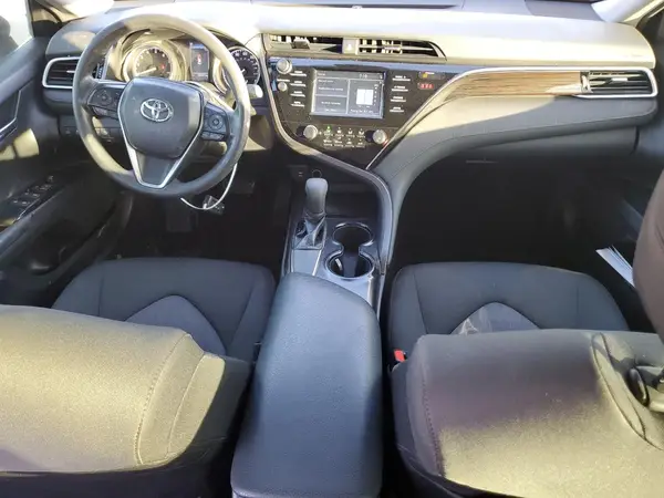 JTNB11HKXJ3003985 2018 TOYOTA CAMRY - Image 8