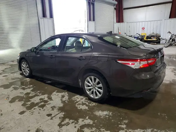 JTNB11HKXJ3005025 2018 TOYOTA CAMRY - Image 2