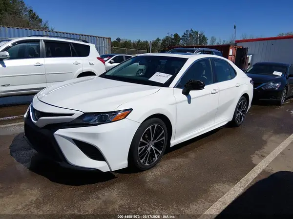 JTNB11HKXJ3005395 2018 TOYOTA CAMRY - Image 2