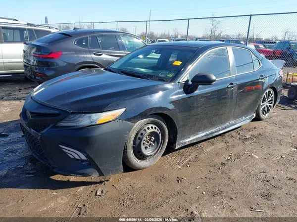 JTNB11HKXJ3005512 2018 TOYOTA CAMRY - Image 2