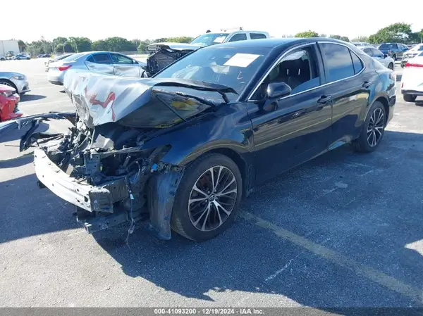 JTNB11HKXJ3006191 2018 TOYOTA CAMRY - Image 2
