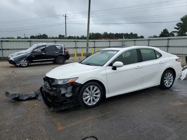 JTNB11HKXJ3015974 2018 TOYOTA CAMRY - Image 1