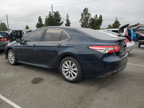 JTNB11HKXJ3017000 2018 TOYOTA CAMRY - Image 2