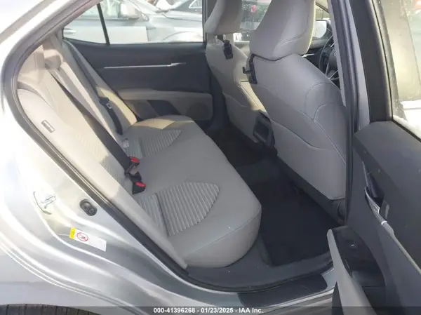 JTNB11HKXJ3020057 2018 TOYOTA CAMRY - Image 8