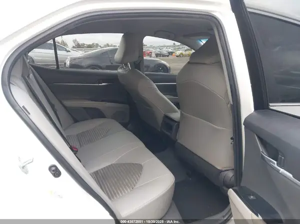 JTNB11HKXJ3022651 2018 TOYOTA CAMRY - Image 8