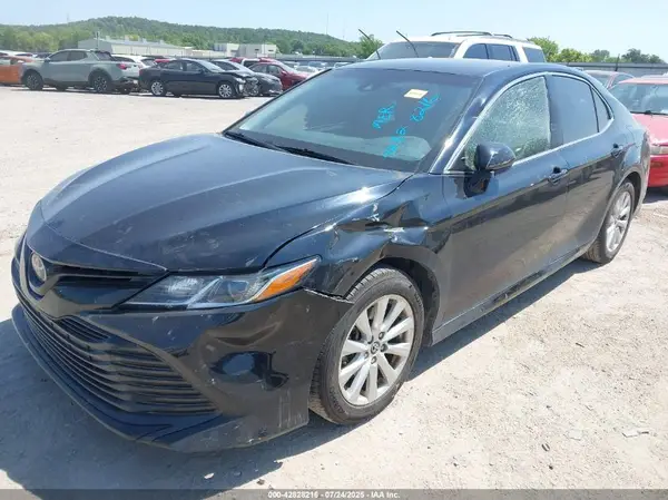 JTNB11HKXJ3023296 2018 TOYOTA CAMRY - Image 2