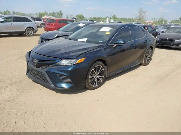 JTNB11HKXJ3023962 2018 TOYOTA CAMRY - Image 2