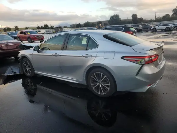 JTNB11HKXJ3024240 2018 TOYOTA CAMRY - Image 2