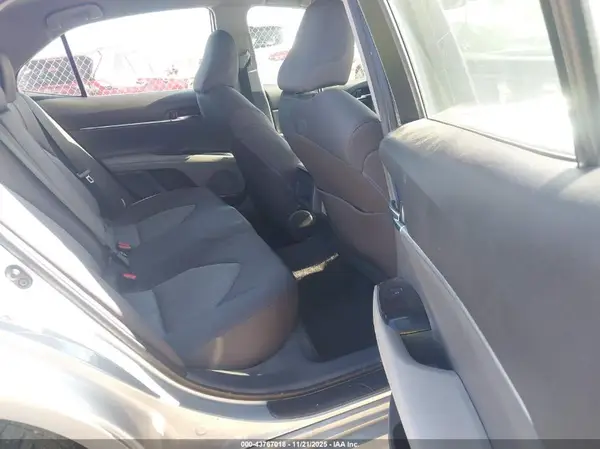 JTNB11HKXJ3024755 2018 TOYOTA CAMRY - Image 8