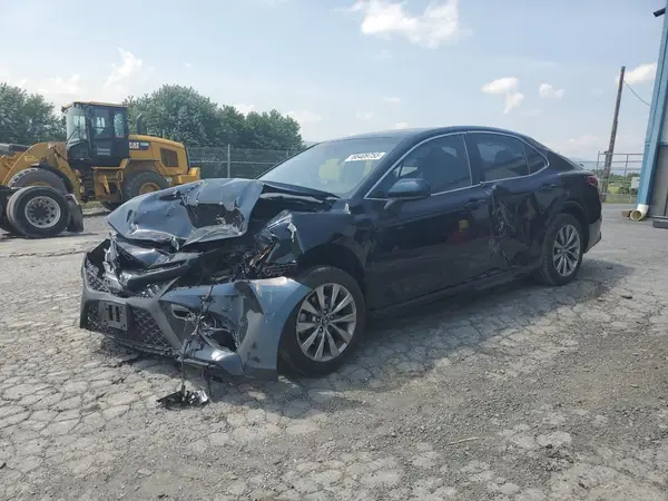 JTNB11HKXJ3025257 2018 TOYOTA CAMRY - Image 1