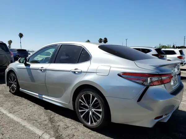 JTNB11HKXJ3026800 2018 TOYOTA CAMRY - Image 2