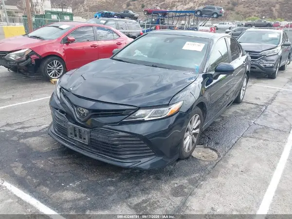 JTNB11HKXJ3029440 2018 TOYOTA CAMRY - Image 2