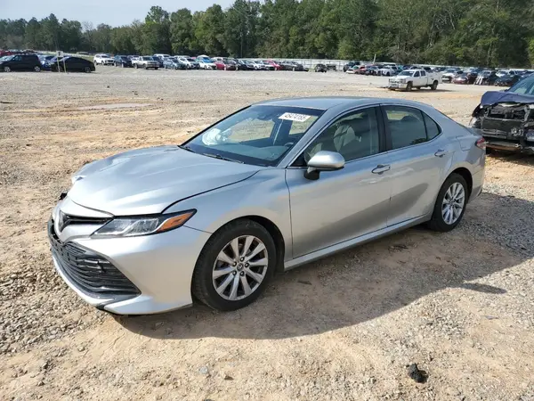 JTNB11HKXJ3030846 2018 TOYOTA CAMRY - Image 1