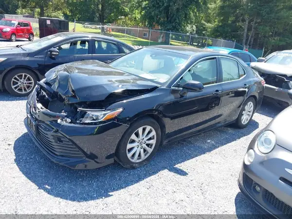 JTNB11HKXJ3031107 2018 TOYOTA CAMRY - Image 2