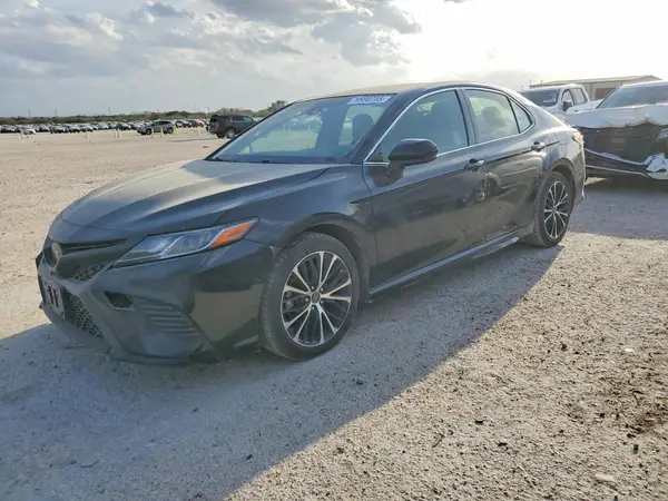 JTNB11HKXJ3031236 2018 TOYOTA CAMRY - Image 1