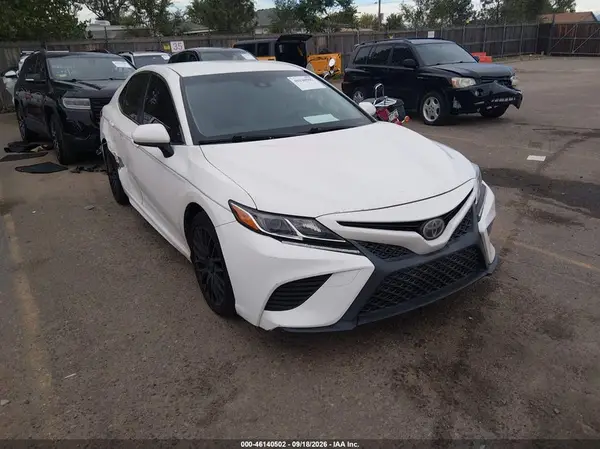 JTNB11HKXJ3031785 2018 TOYOTA CAMRY - Image 1