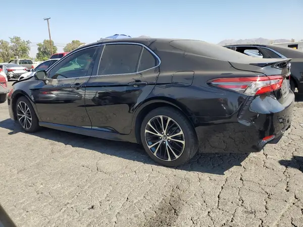 JTNB11HKXJ3036694 2018 TOYOTA CAMRY - Image 2