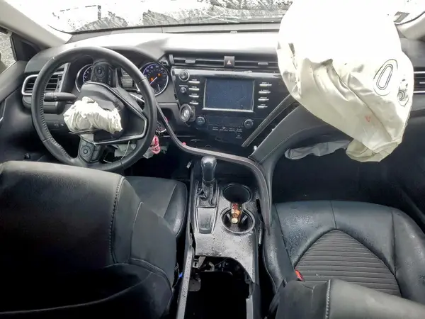 JTNB11HKXJ3037148 2018 TOYOTA CAMRY - Image 8