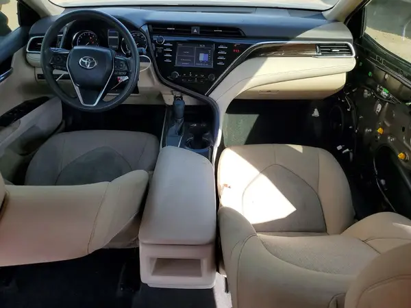 JTNB11HKXJ3040096 2018 TOYOTA CAMRY - Image 8