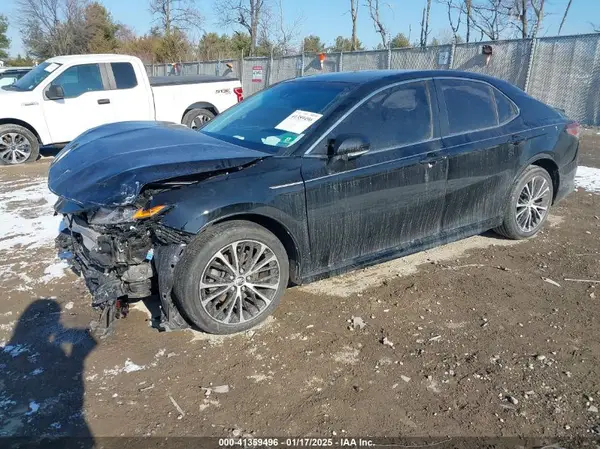 JTNB11HKXJ3042298 2018 TOYOTA CAMRY - Image 2