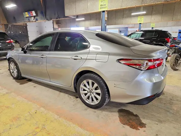 JTNB11HKXJ3043774 2018 TOYOTA CAMRY - Image 2