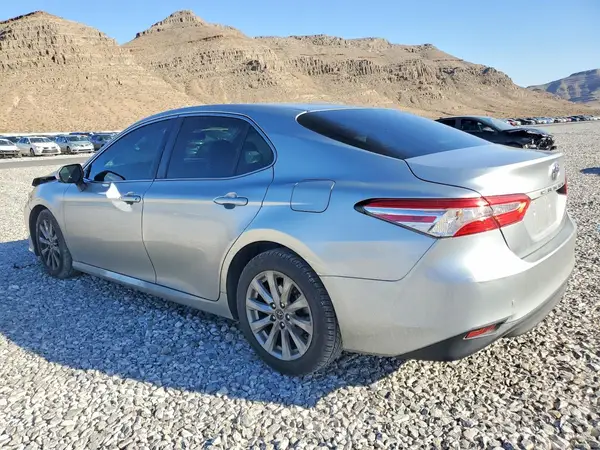 JTNB11HKXJ3043936 2018 TOYOTA CAMRY - Image 2
