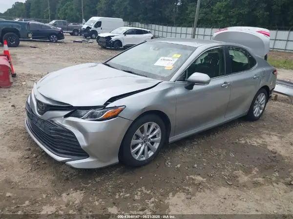 JTNB11HKXJ3044309 2018 TOYOTA CAMRY - Image 2