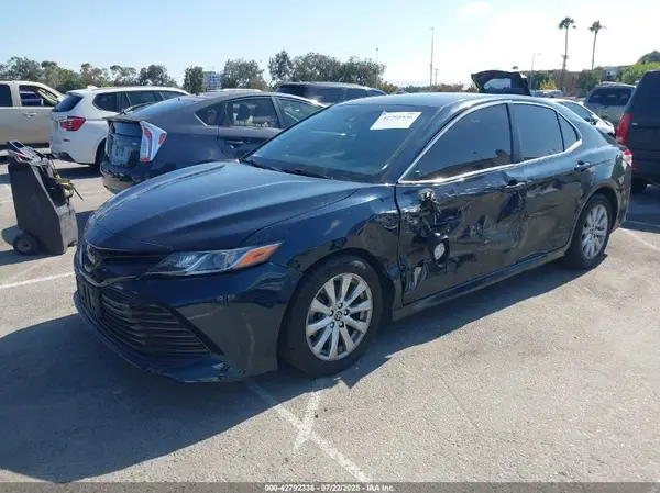 JTNB11HKXJ3048991 2018 TOYOTA CAMRY - Image 2