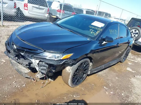 JTNB11HKXJ3049199 2018 TOYOTA CAMRY - Image 2