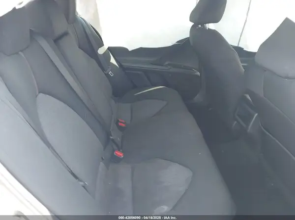 JTNB11HKXJ3068299 2018 TOYOTA CAMRY - Image 8