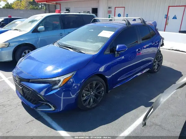 JTNC4MBE0S3253429 2025 TOYOTA COROLLA - Image 2