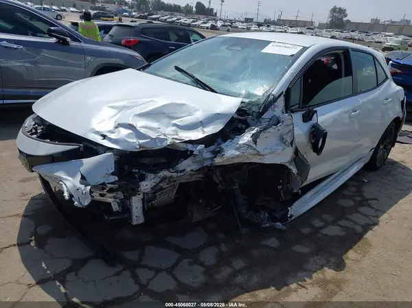 JTNC4MBE3T3254642 2026 TOYOTA COROLLA - Image 2