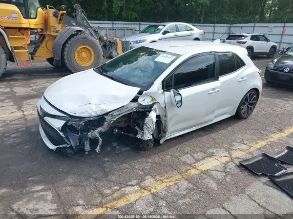 JTNC4MBE4M3109210 2021 TOYOTA COROLLA - Image 2
