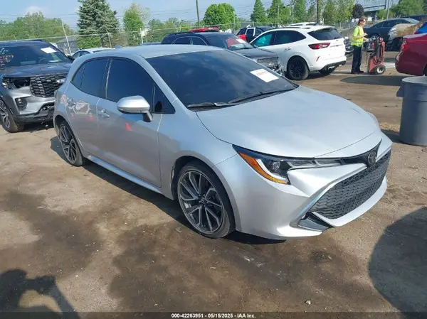 JTNC4MBE4M3118702 2021 TOYOTA COROLLA - Image 1
