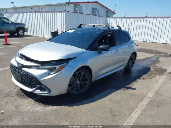 JTNC4MBE6P3195933 2023 TOYOTA COROLLA - Image 2