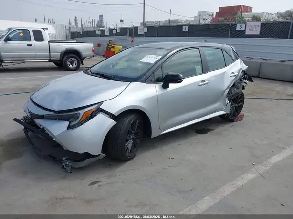 JTNC4MBE6R3216749 2024 TOYOTA COROLLA - Image 2