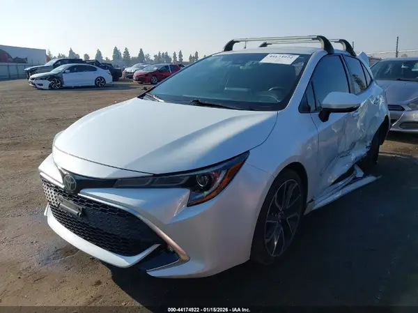 JTNC4MBE9M3106884 2021 TOYOTA COROLLA - Image 2