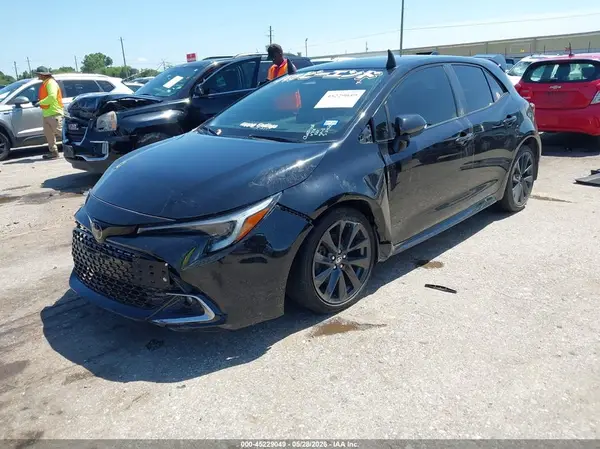 JTNC4MBE9R3216714 2024 TOYOTA COROLLA - Image 2