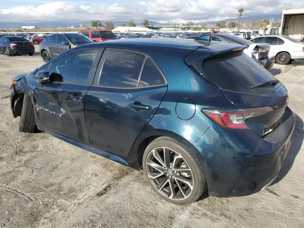 JTNC4MBEXM3137464 2021 TOYOTA COROLLA - Image 2