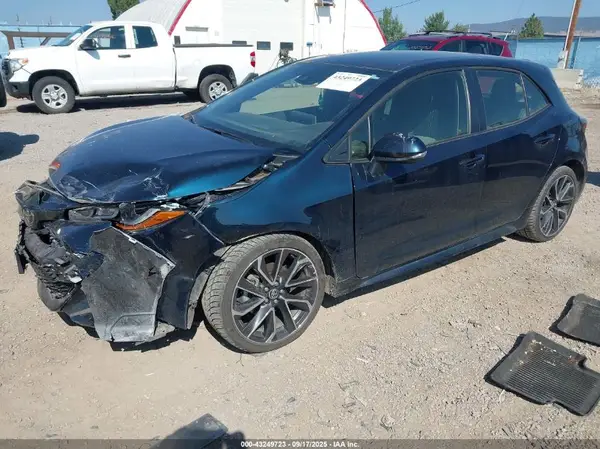 JTNC4MBEXM3146021 2021 TOYOTA COROLLA - Image 2