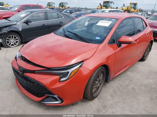 JTNC4MBEXR3232744 2024 TOYOTA COROLLA - Image 2