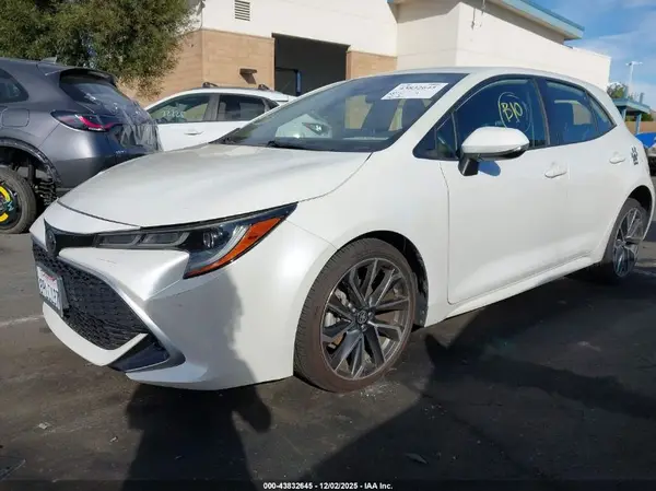 JTNC4RBE5L3075032 2020 TOYOTA COROLLA - Image 2
