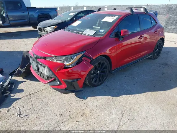 JTND4MBE0M3108804 2021 TOYOTA COROLLA - Image 2