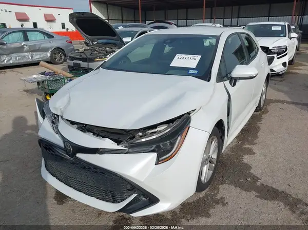 JTND4MBE0M3113422 2021 TOYOTA COROLLA - Image 2